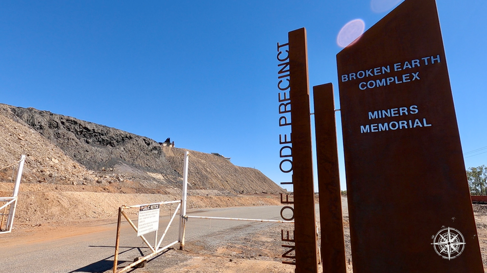 Broken Hill, Line of Lode, Miners Memorial, Signage